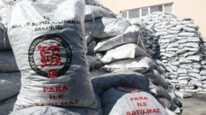 Ak&ccedil;akoca&rsquo;da K&ouml;m&uuml;r Yardımına Devam