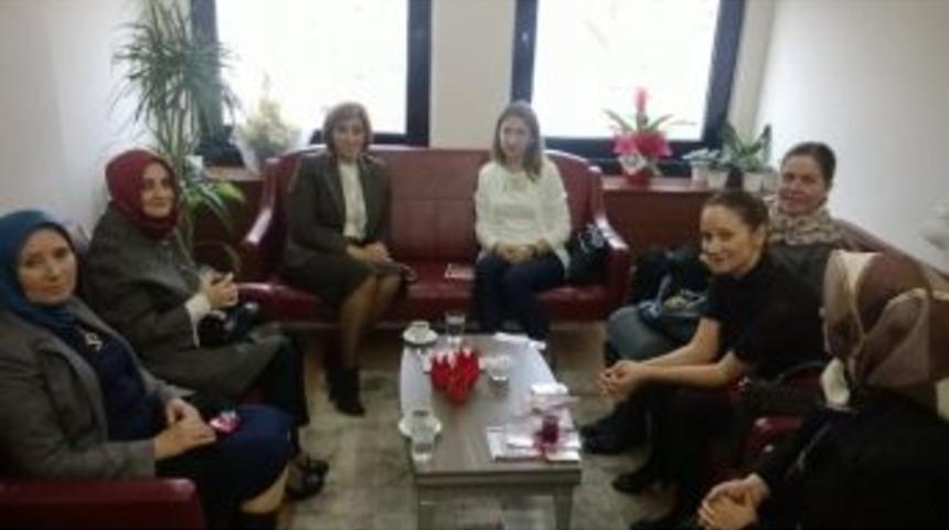 Kahve Bahanenin Konuğu Vali Topaca'nın Eşi Oldu