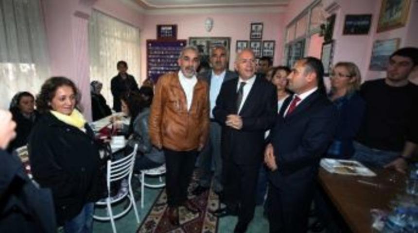 Başkan Yaşar, Alevi Derneklerine Ziyaret