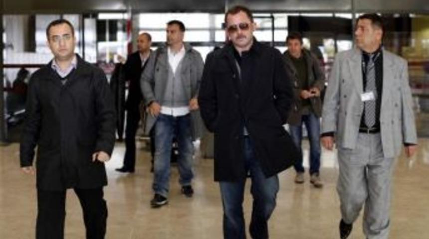 Gaziantepspor&rsquo;un Yeni Teknik Direkt&ouml;r&uuml; Sergen Yal&ccedil;ın Gaziantep&rsquo;e Geldi