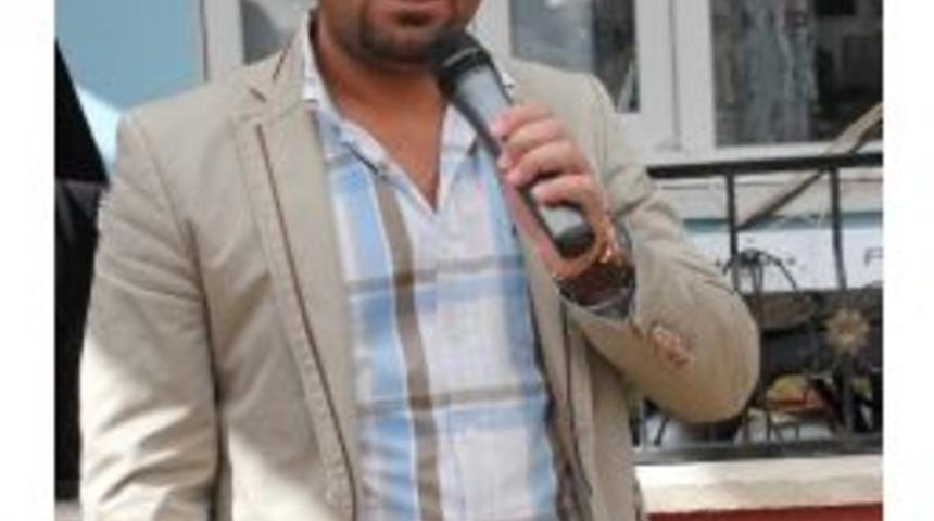 D&uuml;ğ&uuml;n Sanat&ccedil;ıları Dertli