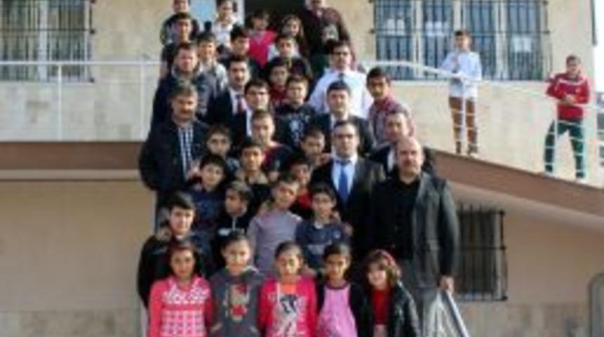 &lsquo;&Ccedil;ocuğum Okuma Salonuna Gelmeseydi Eline Molotof Alıp Sokağa &Ccedil;ıkardı&rsquo;