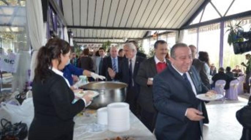 Zonguldak Chp Kadın Kolları&rsquo;ndan Pilav G&uuml;n&uuml; Etkinliği