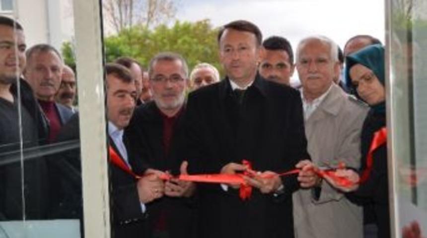 Başkan Karabalık Kasap A&ccedil;ılışına Katıldı