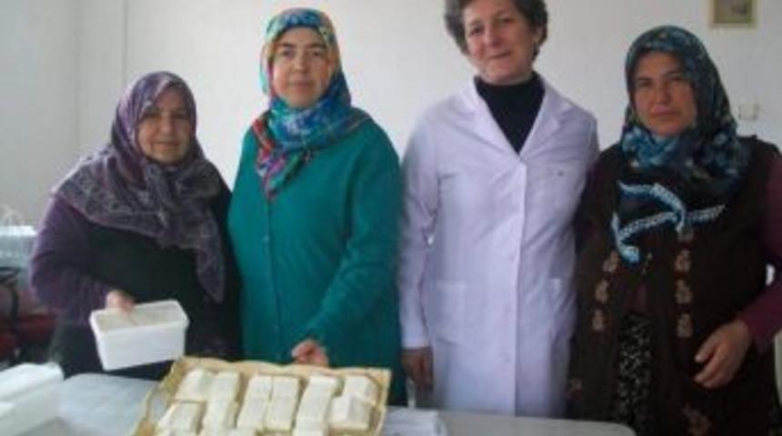 Beyşehir&rsquo;de Ev Hanımlarına G&uuml;venilir Gıda Eğitimi