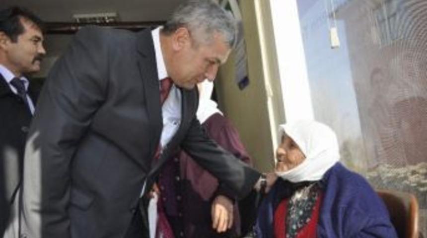 Mhp B&uuml;y&uuml;kşehir Adayı Mustafa &Ouml;zsoy Sarıoğlan İl&ccedil;esinde