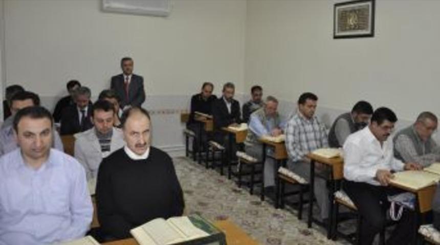 &Uuml;st D&uuml;zey Y&ouml;neticilere &Ouml;zel Kur&rsquo;an Kursu