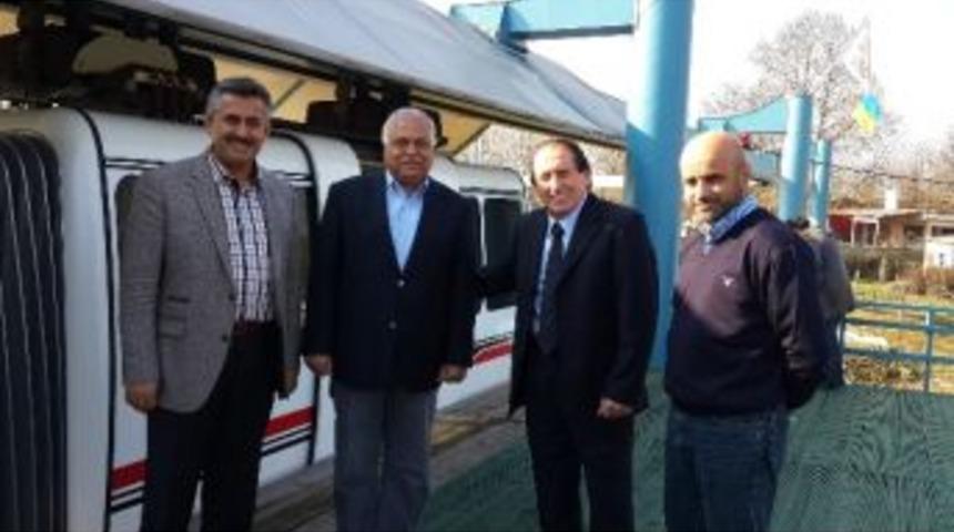 Pakistan B&uuml;y&uuml;kel&ccedil;isi D&uuml;zce'de