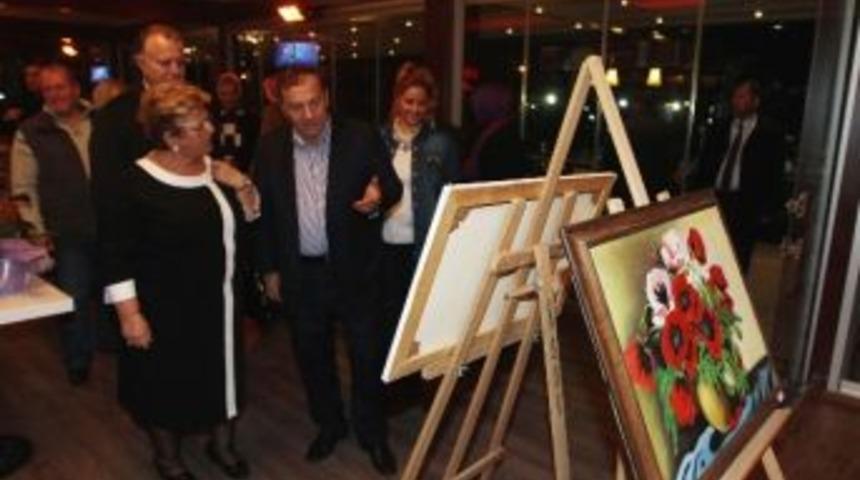 Esenyurtlu Kursiyerler Sergilerini A&ccedil;ıyor