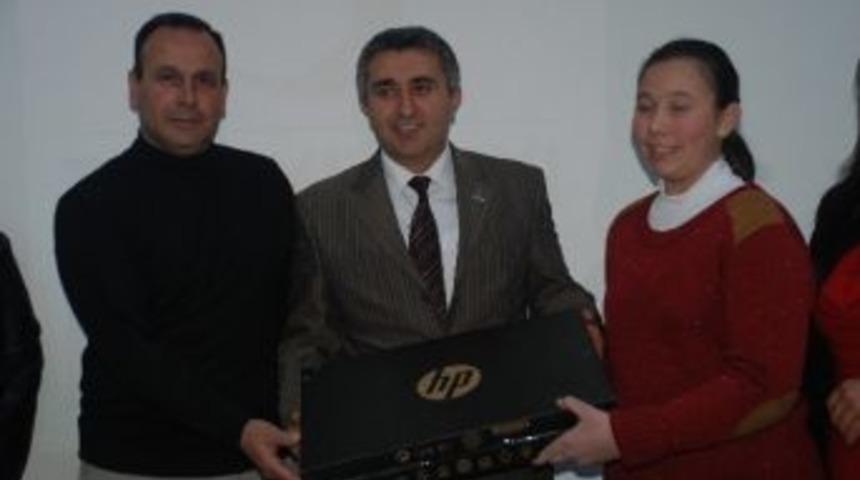 Kızılay&rsquo;ın 'atat&uuml;rk' Konulu Şiir Yarışması