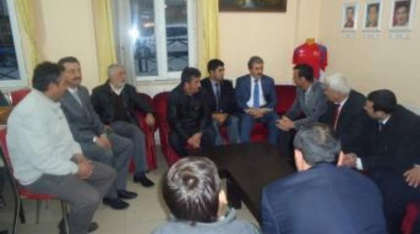 Destici, G&uuml;neşspor Kul&uuml;b&uuml;'n&uuml; Ziyaret Etti