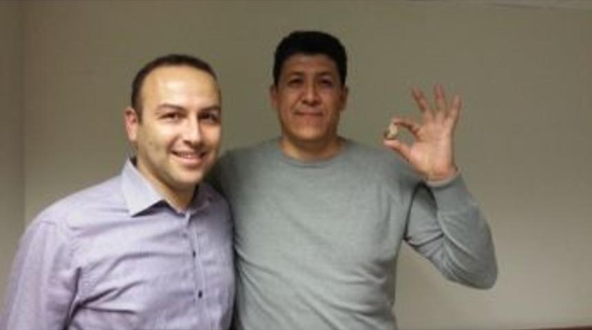 B&ouml;breklerinden 6 Santim &Ccedil;apında Taş &Ccedil;ıktı