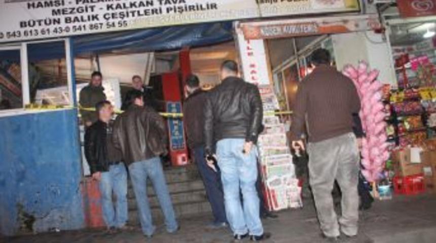 B&uuml;feci Iki Kardeşin Bı&ccedil;aklandığı Kavgada 3 Kişi Yaralandı