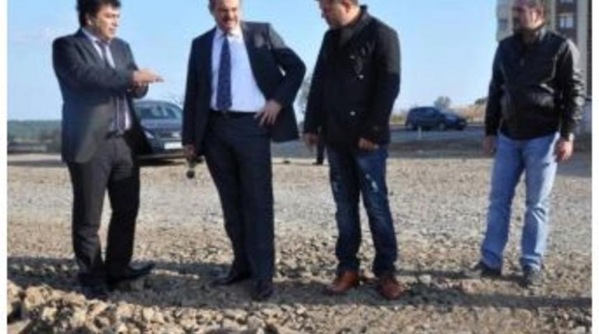 Tekirdağ'da Yol &Ccedil;alışmaları T&uuml;m Hızıyla S&uuml;r&uuml;yor