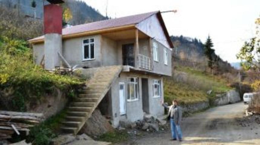 Geleneklerini Yaşatmak İ&ccedil;in K&ouml;y Konağı Yaptılar