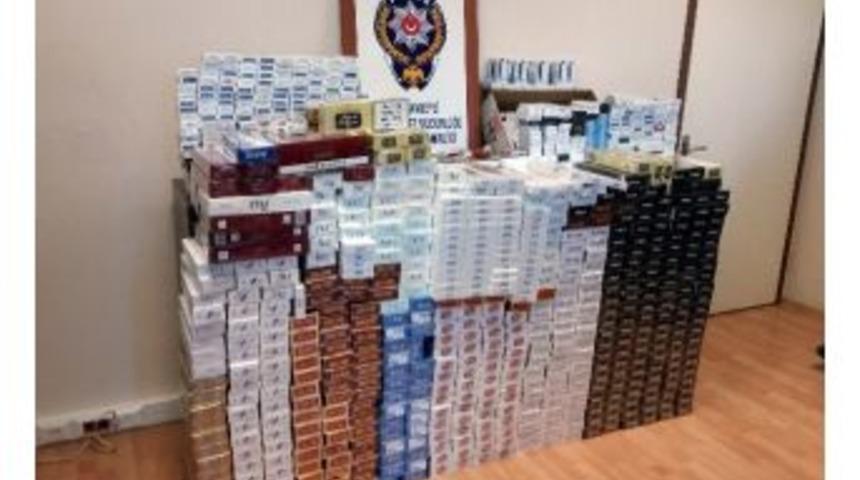 Giyim Mağazasına Ka&ccedil;ak Sigara Operasyonu: 9 G&ouml;zaltı