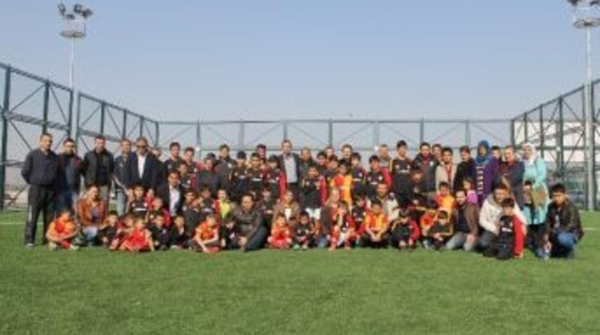 Galatasaray, Harikalar Diyarı'nı Se&ccedil;ti