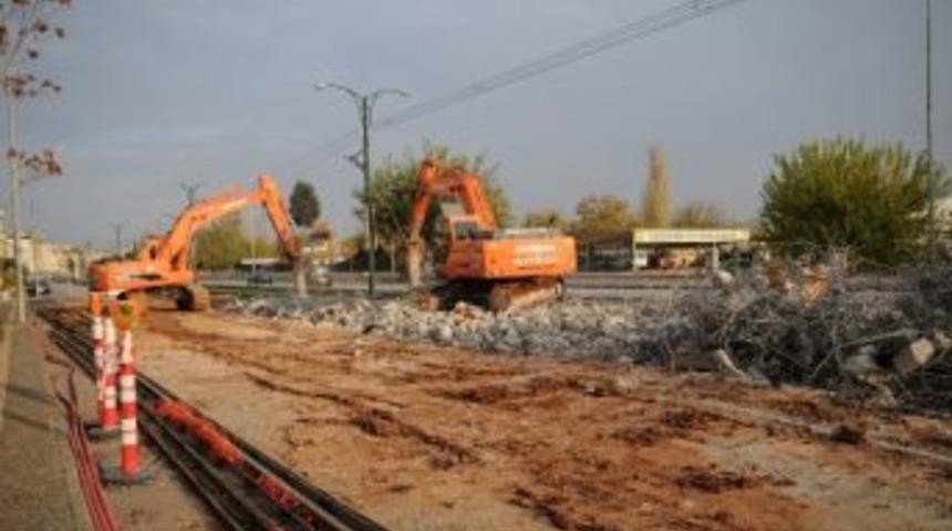 Tramvay İbrahimli Etabı Bağlantı &Ccedil;alışması Yapılıyor