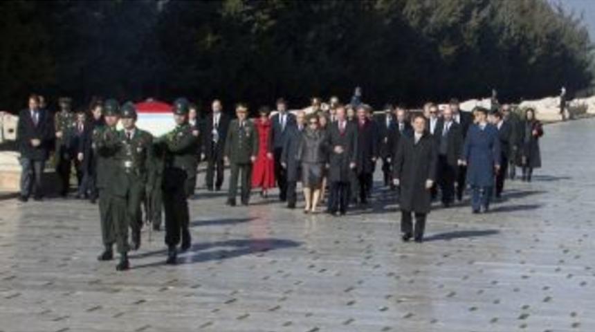 L&uuml;ksemburg B&uuml;y&uuml;k D&uuml;k&uuml; Henri Anıtkabir'i Ziyaret Etti