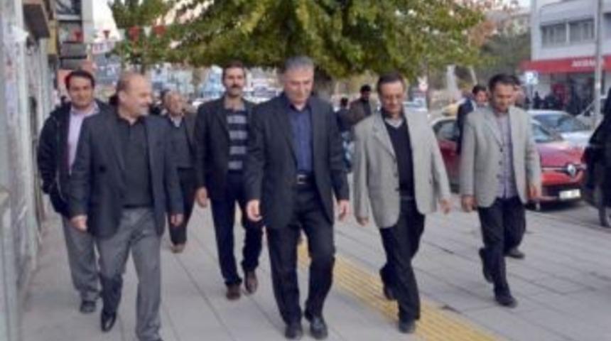 Ak Partili Aday Adayı Keyifli&rsquo;den Esnaf Ziyareti