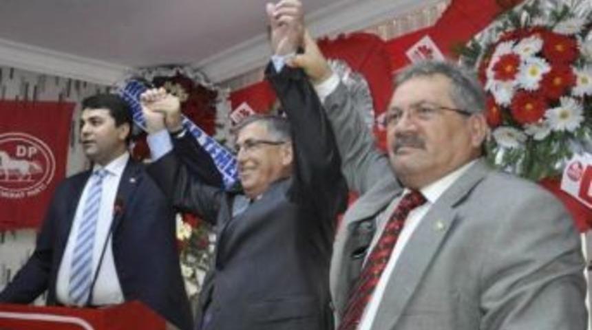 Demokrat Parti&rsquo;nin Tun&ccedil;bilek Adayı Yeniden Mutahhar Temel