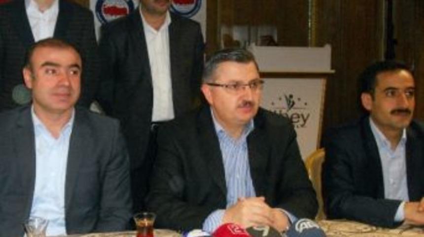 Memur-sen Genel Başkanı Basın Mensuplarıyla Bir Araya Geldi