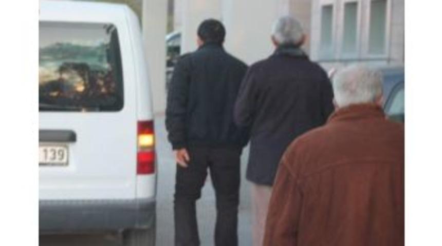 Kırşehir'de Aranan 2 Kişi Yakalandı