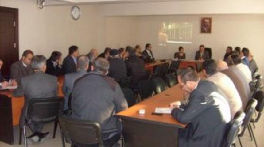 Boz&uuml;y&uuml;k'te Taşımalı Eğitim Servis Şof&ouml;rleri Bilgilendirildi