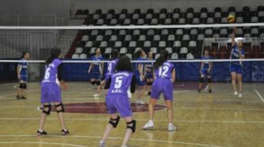 Okullar Arası Voleybol M&uuml;sabakaları