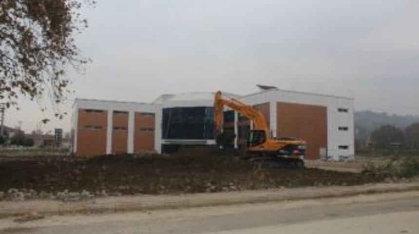 Sosyal Tesisin &Ccedil;evre D&uuml;zenlemesine Başlanıyor