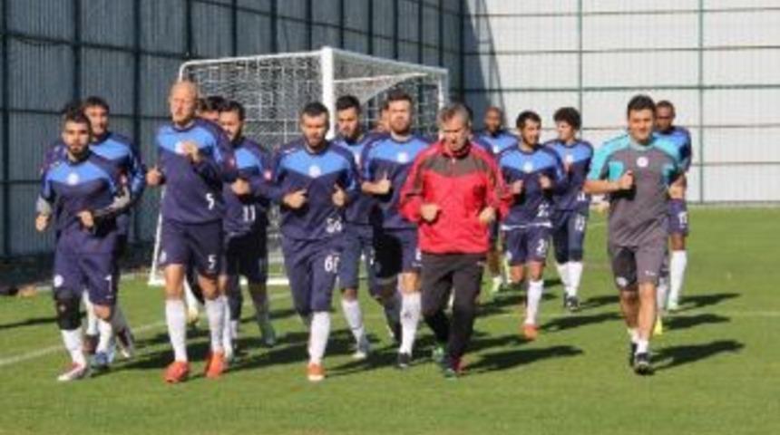 &Ccedil;aykur Rizespor Evinde Ağırlayacağı Kayserispor İ&ccedil;in Hazırlıklarını S&uuml;rd&uuml;r&uuml;yor