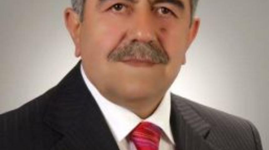 Eski İl Milli Eğitim M&uuml;d&uuml;r&uuml; Son Yolculuğuna Uğurlandı