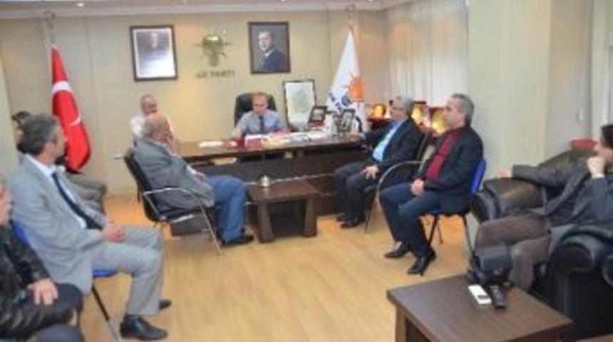 İşadamları Ve Dershane İşletmecilerinden U&ccedil;ar&rsquo;a Ziyaret