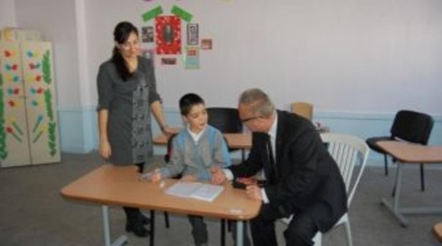 Başkan Pekel İş Okulunu Ziyaret Etti