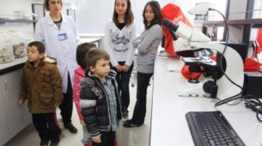 Aksaray'da Anaokulu &Ouml;ğrencileri As&uuml;&rsquo;y&uuml; Gezdi