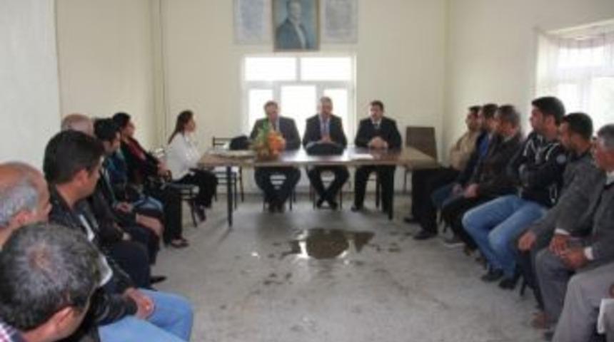 &Ouml;zkonak&rsquo;ta &Uuml;reticilere Kırsal Kalkınma Projeleri Konusunda Bilgilendirildi