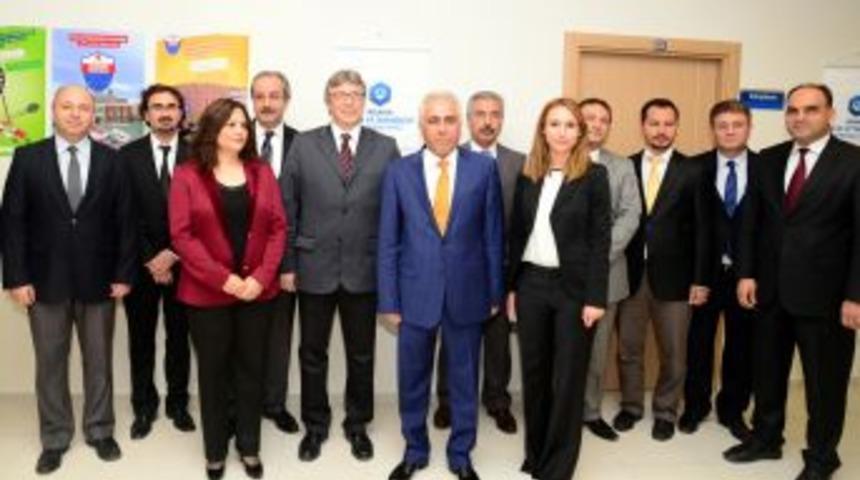 Adana BT&Uuml;&rsquo;de Perakende Akademisi Programı Başladı