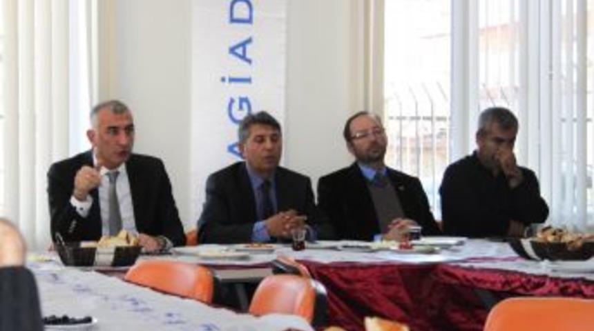 AGİAD Başkanı G&uuml;ven: Dershaneler Kesinlikle Rant Kapısı Değildir