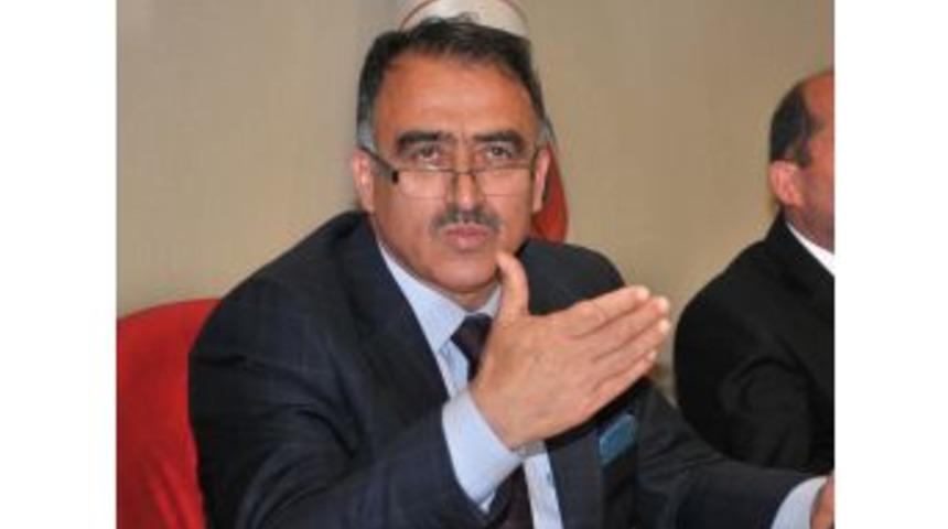 Başkan Canlı, M&uuml;ft&uuml;n&uuml;n Camii K&uuml;rs&uuml;s&uuml;nden A&ccedil;ıklamalarını Eleştirdi