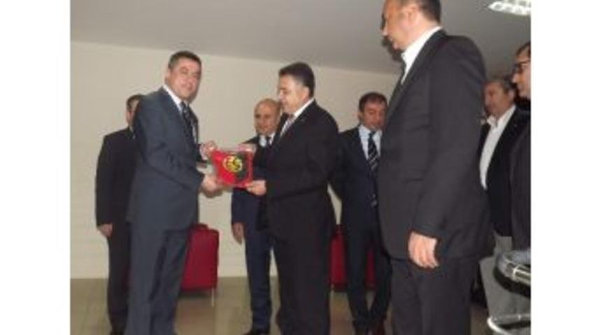 Esiad&rsquo;tan Eskişehirspor&rsquo;a Ziyaret