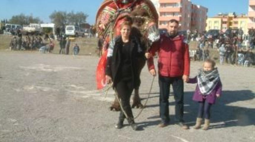 Kadın Deveci İlgi Çekiyor