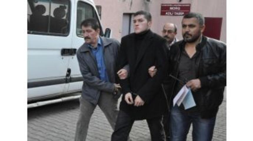 Cinayet Zanlısı Adliyeye Sevk Edildi