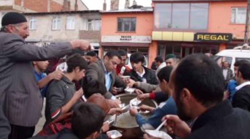 &Ccedil;at'ta Aşure Şenliği