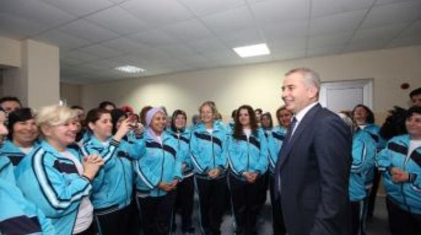 Kapalı Pazaryerinin Alt Katı Dans Salonu Olacak