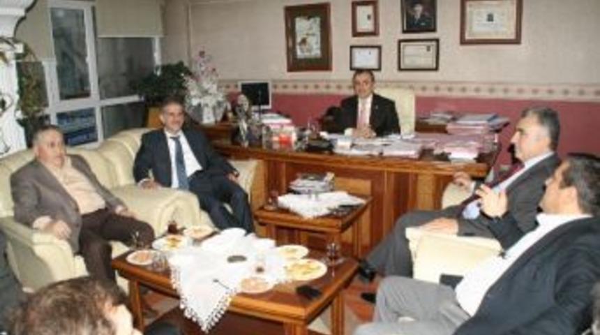 Albayrak Holding'den, Devrek'te Ak Partili Demirci'ye Ziyaret