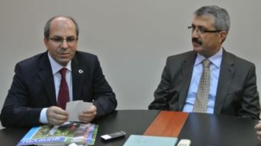 Vali Oduncu: İşsizlik Oranıyla Kentin Iş Potansiyeli Arasında &Ccedil;elişki Var