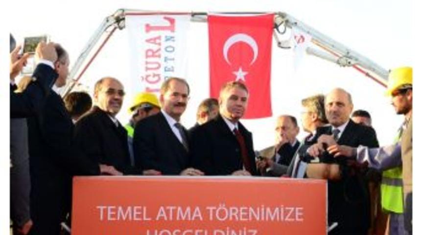 Bakan Bayraktar: Se&ccedil;im &Ouml;ncesi Gecekondu D&ouml;nemi Bitti