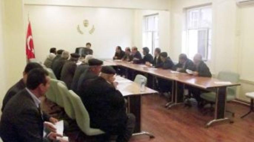 Besni’de, Bağcılıkta Yüksek Telli Terbiye Sistemi Projesi Toplantısı Yapıldı