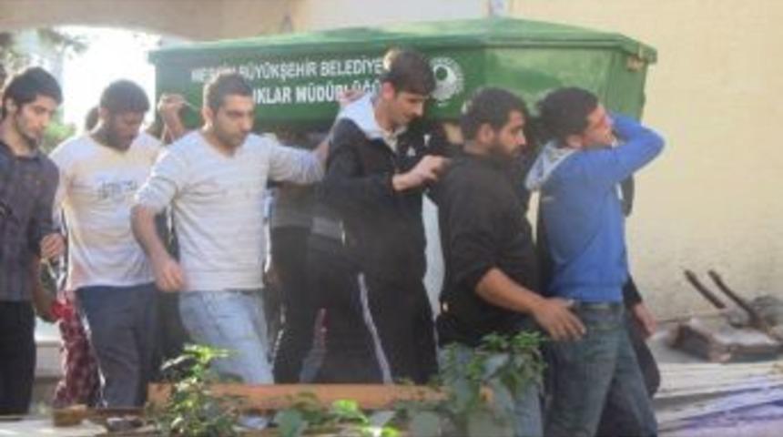 Mersin'de Ş&uuml;pheli &Ouml;l&uuml;m