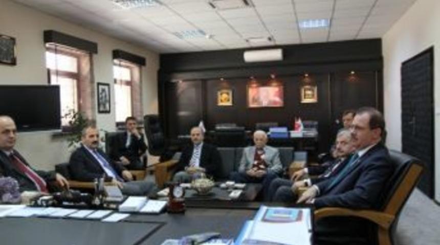 Kt&uuml;'den Rekt&ouml;r Coşkun'a Ziyaret